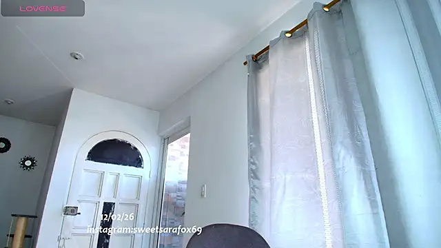 sweetsarasofia online show from February 12, 7:42 pm