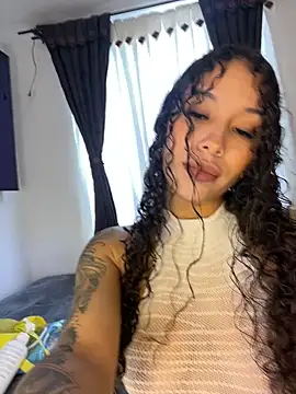 Snapshot of MarieLeon chatting on July 9, 8:13 pm MarieLeon online show from July 9, 8:13 pm