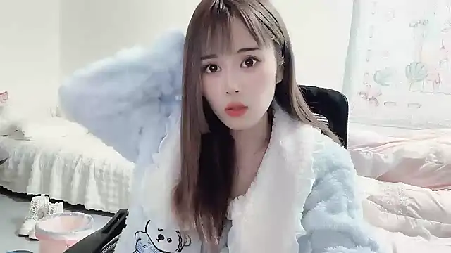 Jia-Xin- online show from December 23, 10:33 pm