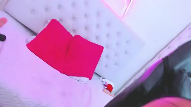 silvana  miller online show from January 22, 10:05 pm