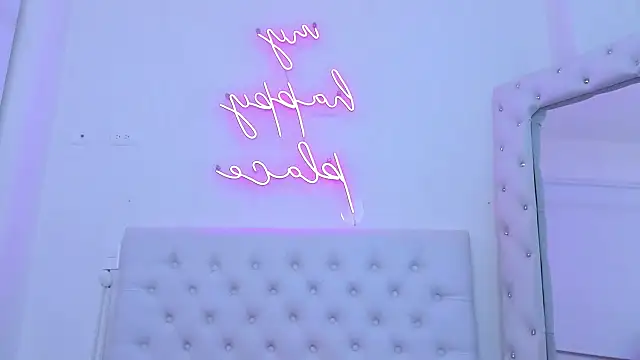 silvana  miller online show from February 19, 1:18 am