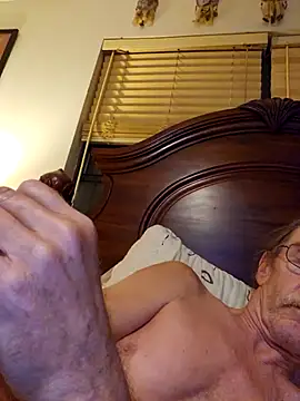 Snapshot of coolbrease10 chatting on October 22, 3:40 am coolbrease10 online show from October 22, 3:40 am