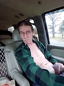 Snapshot of coolbrease10 chatting on February 14, 1:30 pm coolbrease10 online show from February 14, 1:30 pm