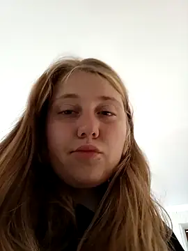 Snapshot of AnastasiaSky19 chatting on September 25, 6:28 am AnastasiaSky19 online show from September 25, 6:28 am