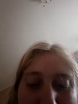 Snapshot of AnastasiaSky19 chatting on October 6, 1:19 pm AnastasiaSky19 online show from October 6, 1:19 pm