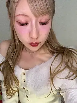 alice  1111 online show from April 3, 1:09 pm