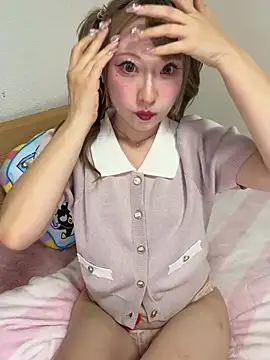 Snapshot of alice__1111 chatting on June 13, 11:19 am alice 1111 online show from June 13, 11:19 am