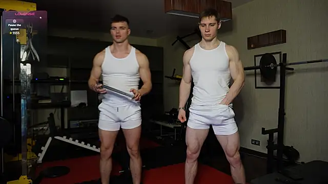 Snapshot of Nik_Sharp chatting on February 8, 2:42 pm Nik Sharp online show from February 8, 2:42 pm