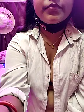 Snapshot of nisha_baby2 chatting on April 26, 10:13 am nisha baby2 online show from April 26, 10:13 am