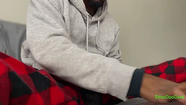 MobyDxck online show from December 14, 7:18 pm