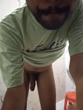 Shubuu  x online show from April 25, 8:39 pm