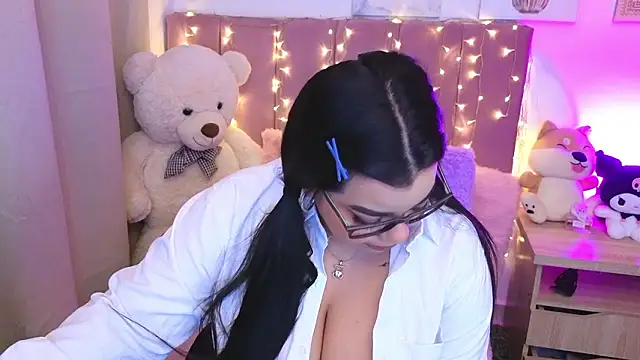 MiahJoness online show from February 13, 5:58 am