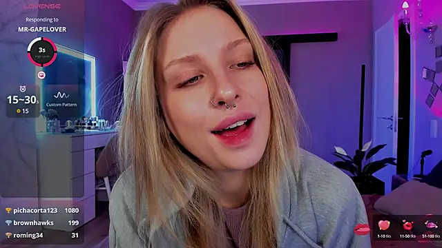 lilyvibe online show from December 8, 8:15 pm