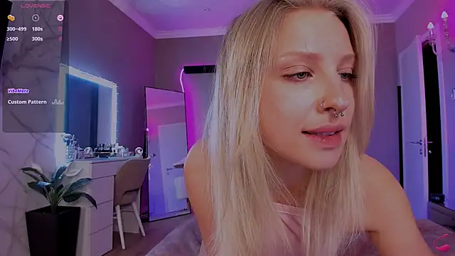 lilyvibe online show from January 24, 7:49 pm