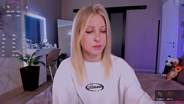 lilyvibe online show from February 10, 6:03 pm