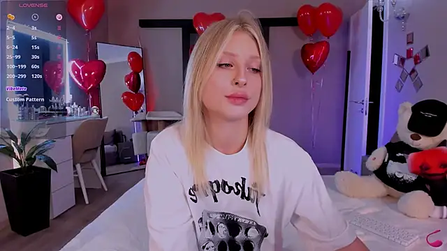 lilyvibe online show from February 14, 4:52 pm