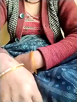 Snapshot of Cutkajal chatting on January 18, 7:28 am Cutkajal online show from January 18, 7:28 am