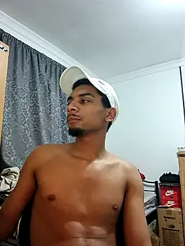 29YOURZ 28  online show from October 22, 9:36 pm