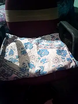 Ralisha Rani online show from October 27, 7:51 pm