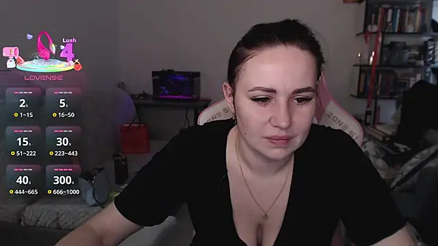 Snapshot of SexyWitch_666 chatting on July 30, 7:40 am SexyWitch 666 online show from July 30, 7:40 am