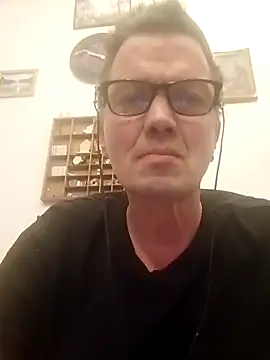 Snapshot of Bigpenis6y chatting on March 4, 8:48 pm Bigpenis6y online show from March 4, 8:48 pm