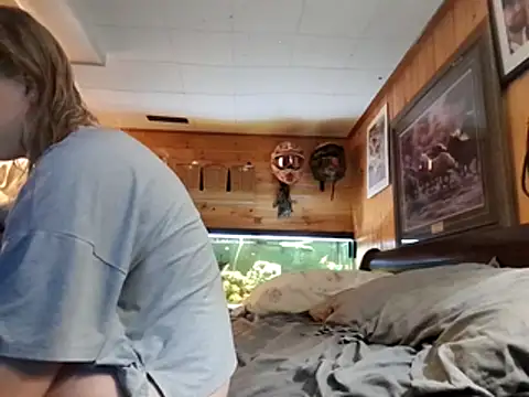 Ryan and Aurora online show from June 8, 1:00 pm