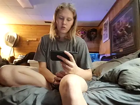 Ryan and Aurora online show from June 15, 10:01 pm