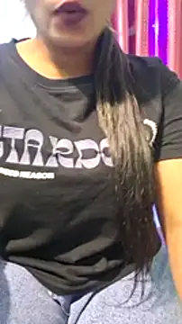 Snapshot of N-Natasha chatting on December 26, 1:32 pm N-Natasha online show from December 26, 1:32 pm