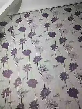 SweetLeila40 online show from February 12, 9:22 pm