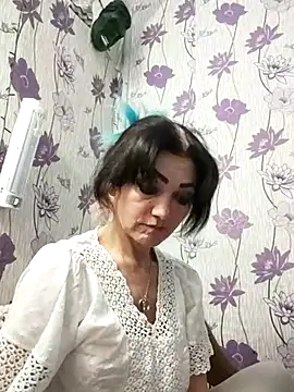 SweetLeila40 online show from February 24, 7:30 pm