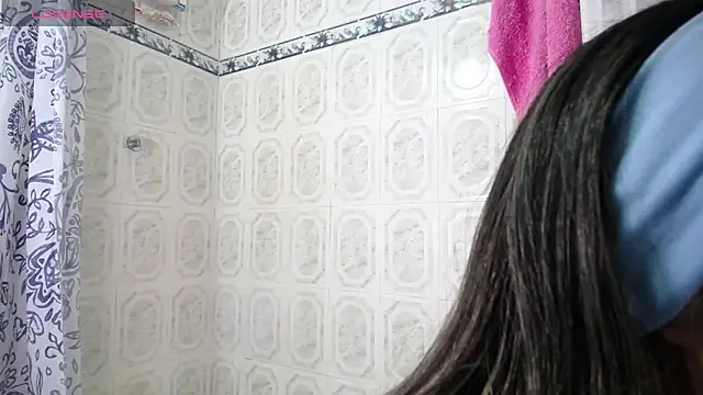 Snapshot of Laila_Laly chatting on December 29, 9:41 pm Laila Laly online show from December 29, 9:41 pm