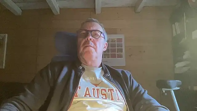 Snapshot of lelohop chatting on November 19, 7:52 am lelohop online show from November 19, 7:52 am