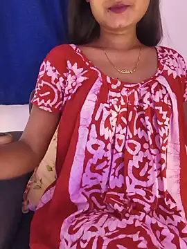 Snapshot of yhona_darling chatting on May 23, 1:15 pm yhona darling online show from May 23, 1:15 pm