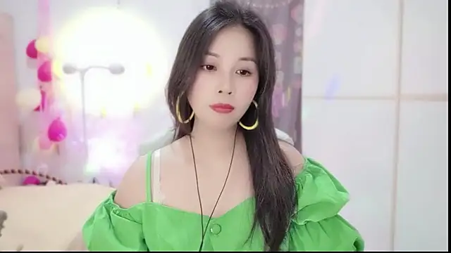 Snapshot of HK_angelchloe chatting on February 27, 11:10 am HK angelchloe online show from February 27, 11:10 am