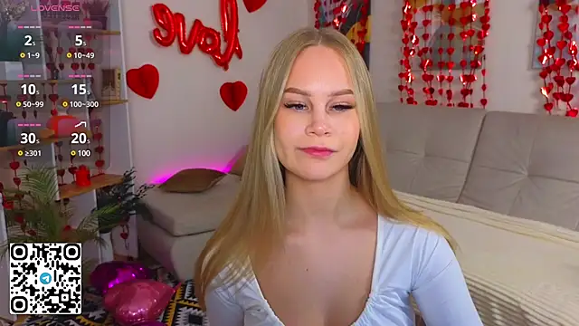 CassieMurr online show from February 21, 6:18 am