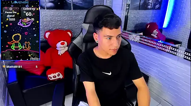 salvadorgomezx online show from January 5, 5:51 am