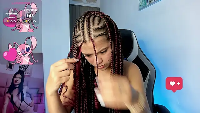 Snapshot of PaigeJayden chatting on October 14, 9:59 pm PaigeJayden online show from October 14, 9:59 pm