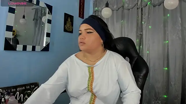 Snapshot of Falak-Yasin chatting on February 7, 12:09 pm Falak-Yasin online show from February 7, 12:09 pm