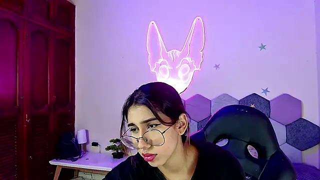 Horny tgn online show from December 23, 1:03 pm