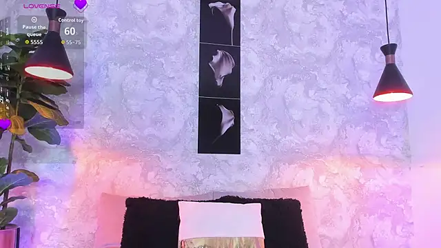 lilicooper  online show from September 11, 3:50 am