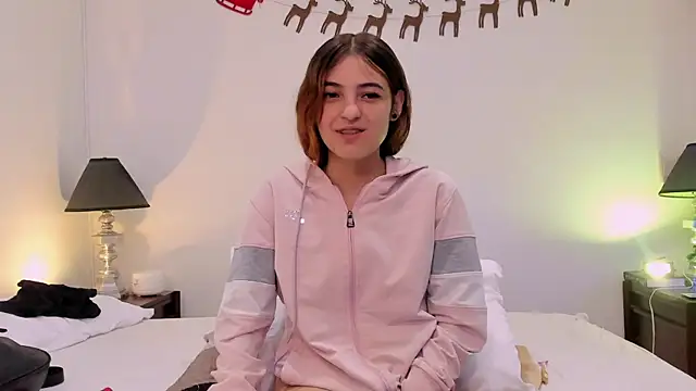 sofiarouge online show from December 19, 7:29 pm