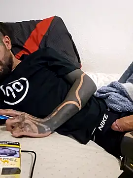 charlye inkkkk online show from April 10, 1:22 am