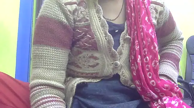 Snapshot of CUTYHINA_001 chatting on December 2, 4:09 am CUTYHINA 001 online show from December 2, 4:09 am