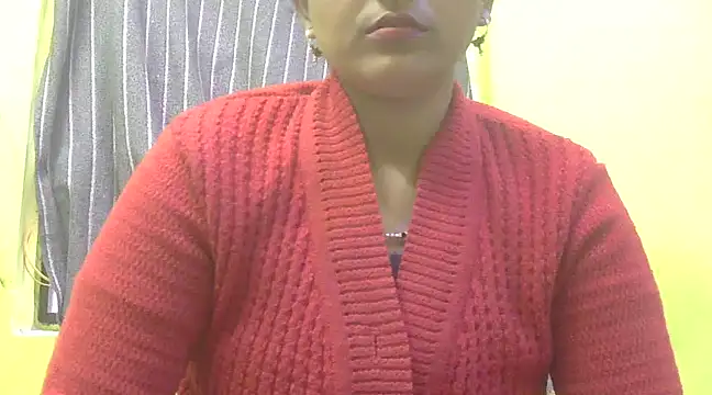 Snapshot of CUTYHINA_001 chatting on December 15, 11:12 am CUTYHINA 001 online show from December 15, 11:12 am