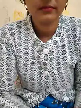 Snapshot of CUTYHINA_001 chatting on December 19, 7:18 am CUTYHINA 001 online show from December 19, 7:18 am