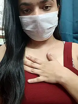 Snapshot of Myloveurvi chatting on January 19, 1:37 pm Myloveurvi online show from January 19, 1:37 pm