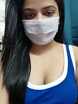 Snapshot of Myloveurvi chatting on February 23, 11:51 am Myloveurvi online show from February 23, 11:51 am