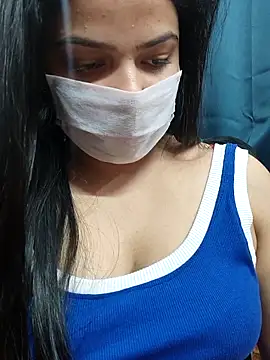 Snapshot of Myloveurvi chatting on February 27, 12:38 pm Myloveurvi online show from February 27, 12:38 pm