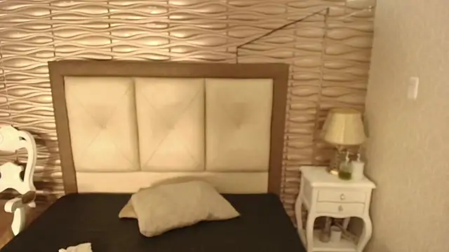 sofiaclauss online show from October 12, 9:36 pm