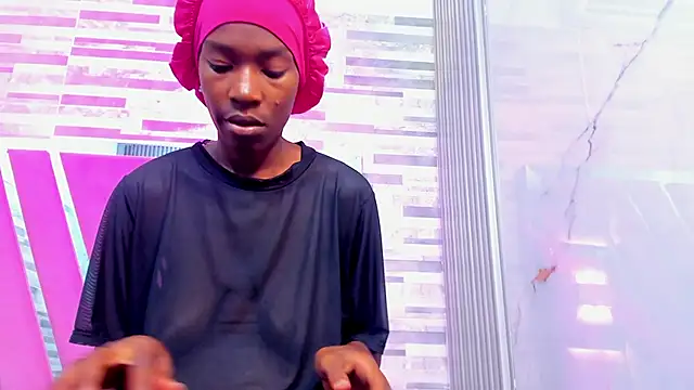 Snapshot of ebony_march chatting on November 13, 6:40 pm ebony march online show from November 13, 6:40 pm